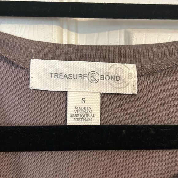 TREASURE & BOND Size Small Taupe Ruched Sleeveless Crossover Hem Sheath Mini - Picture 3 of 7